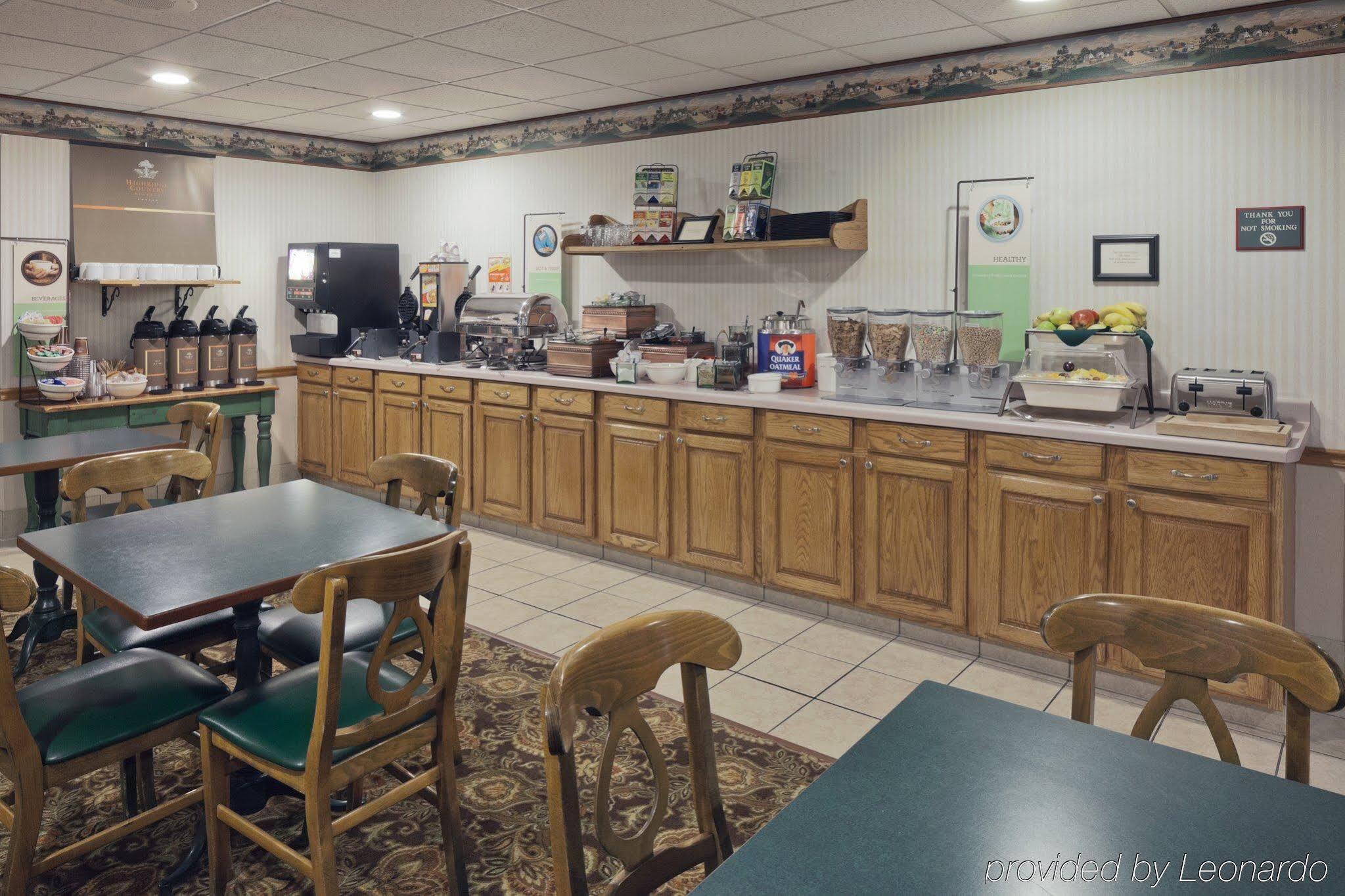 Country & By Radisson, Germantown, Wi Hotel 3*